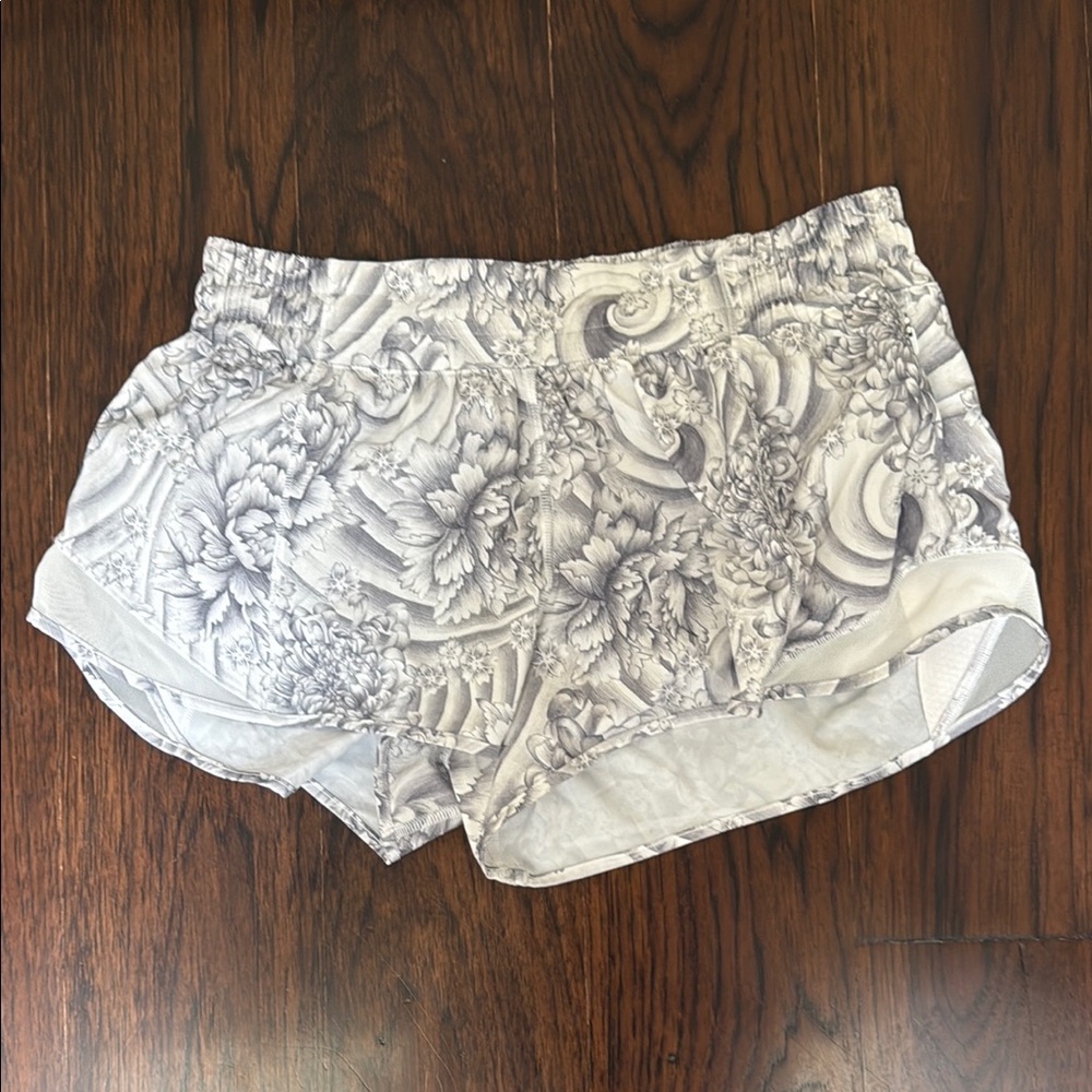 Lululemon Athletic Shorts White Floral